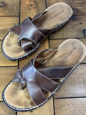 Naturalizer Regla Brown Leather Comfort Slides 7M